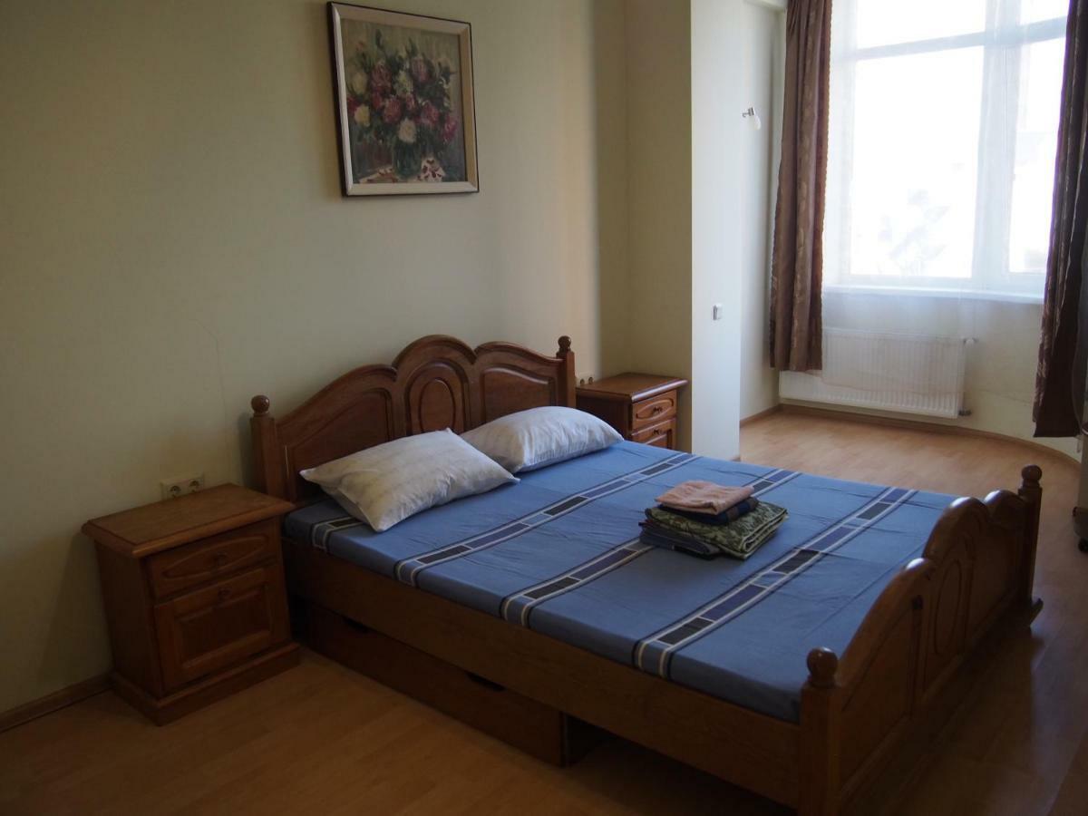 Dolphin Apartment 敖德萨 外观 照片